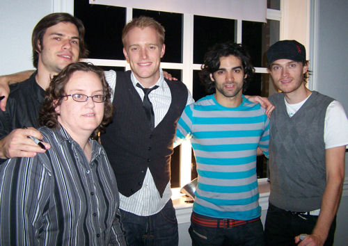 revive Revive is a new band from Austrialia.