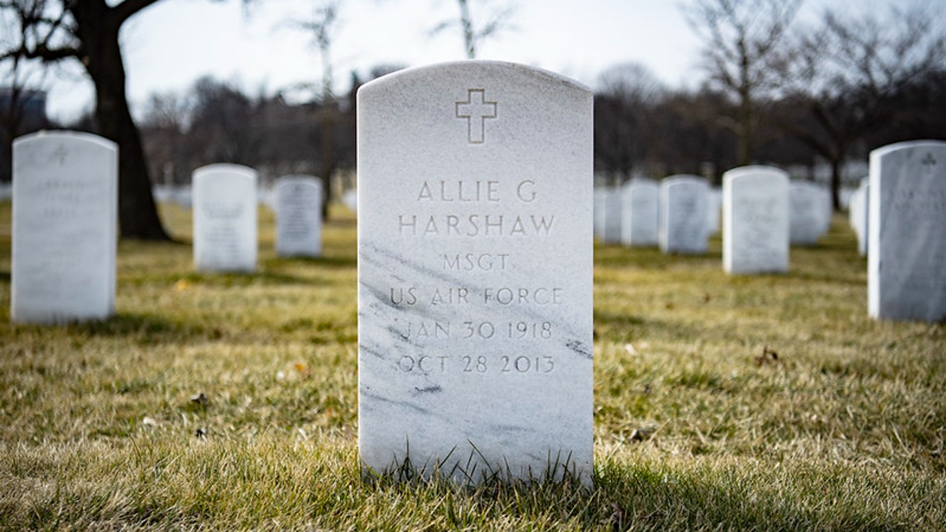 Tribute – Page 3 – cracked rear viewer, image size:1366x768